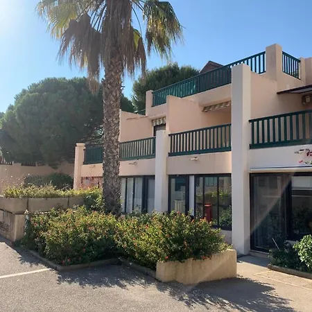 Les Marines De Pierreplane